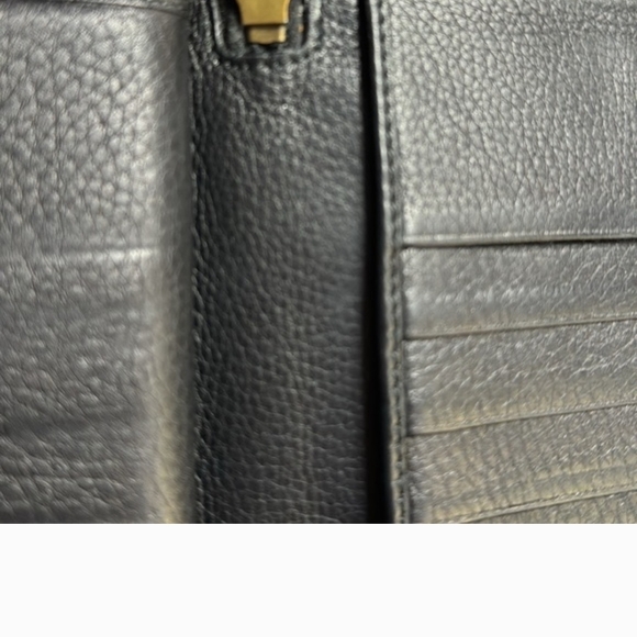 Vintage GUCCI Black Long Zip around wallet 16 card slots, 4 long slots - Picture 8 of 9